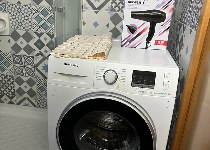 Hostel Makenzie 2 First Line