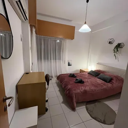 Makenzie 2 First Line Hostel *